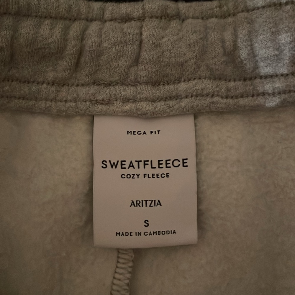 Aritzia Sweatfleece Mega Fit Size Small 'Heather Chrome' - Picture 4 of 4
